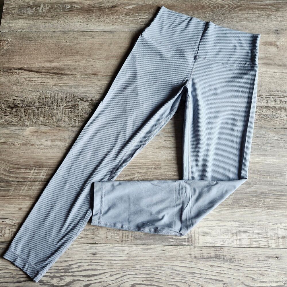 (8) Lululemon Align Ribbed High-Rise Pant 25"